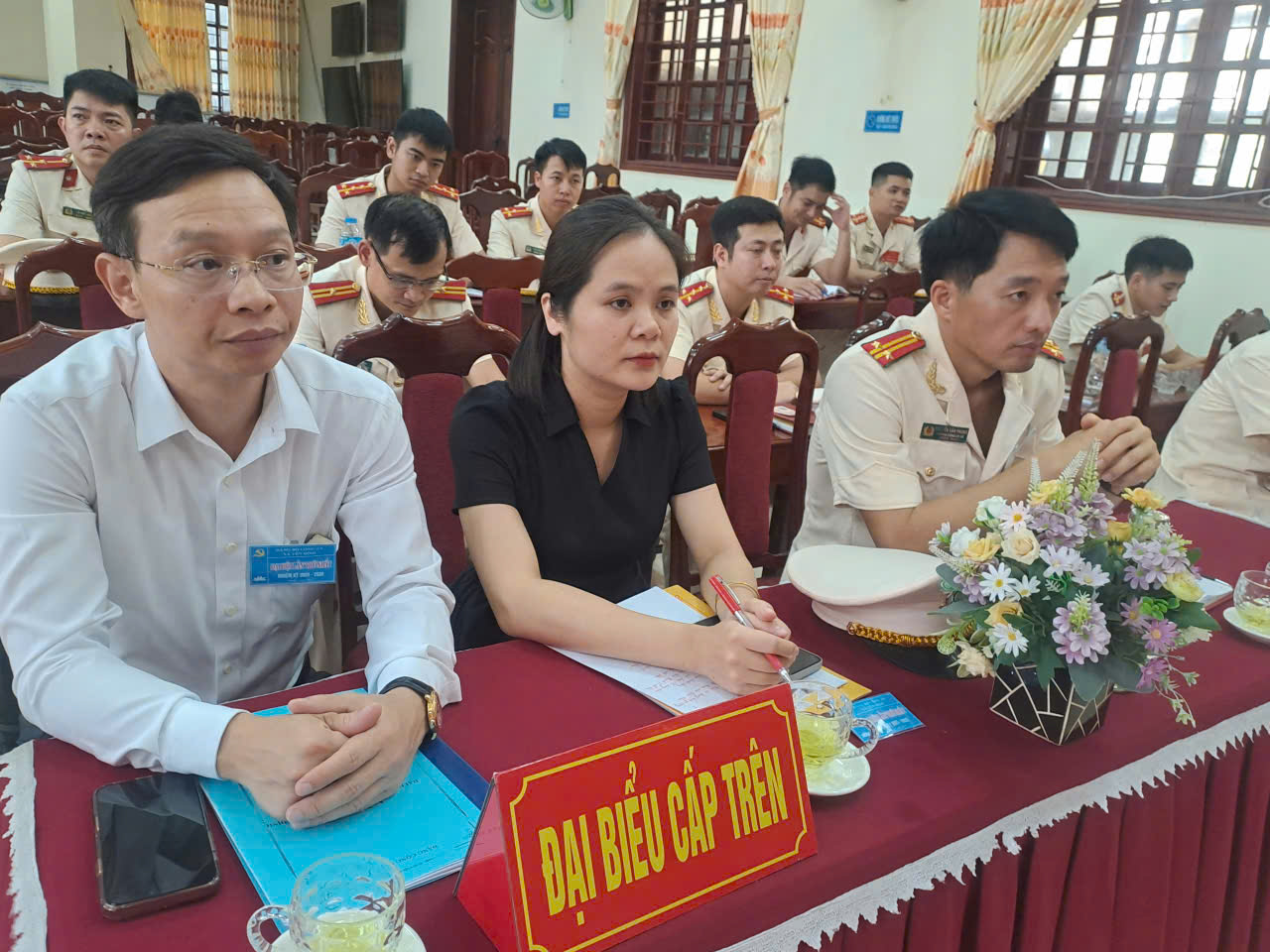 Anh-tin-bai